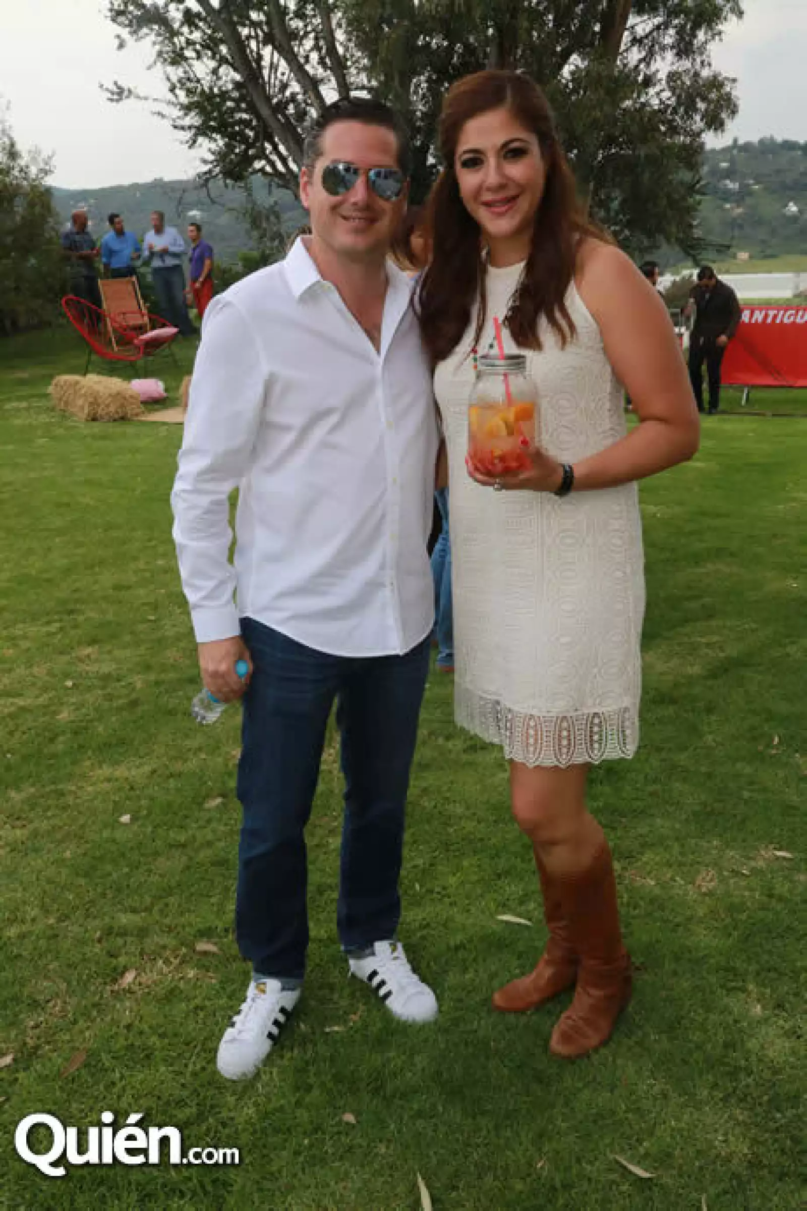 Checo Barrera y Michelle Paredes