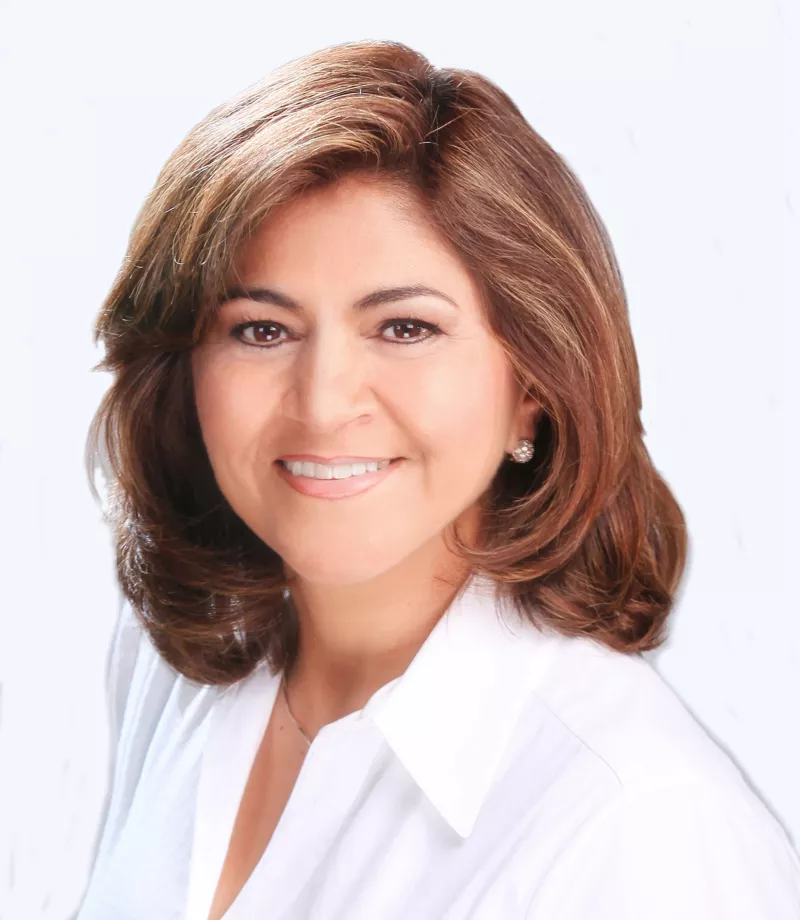 La candidata de Morena a gobernadora de Aguascalientes, Nora Ruvalcaba, considera que el empleo y la corrupción son los temas que primero se deben atender.