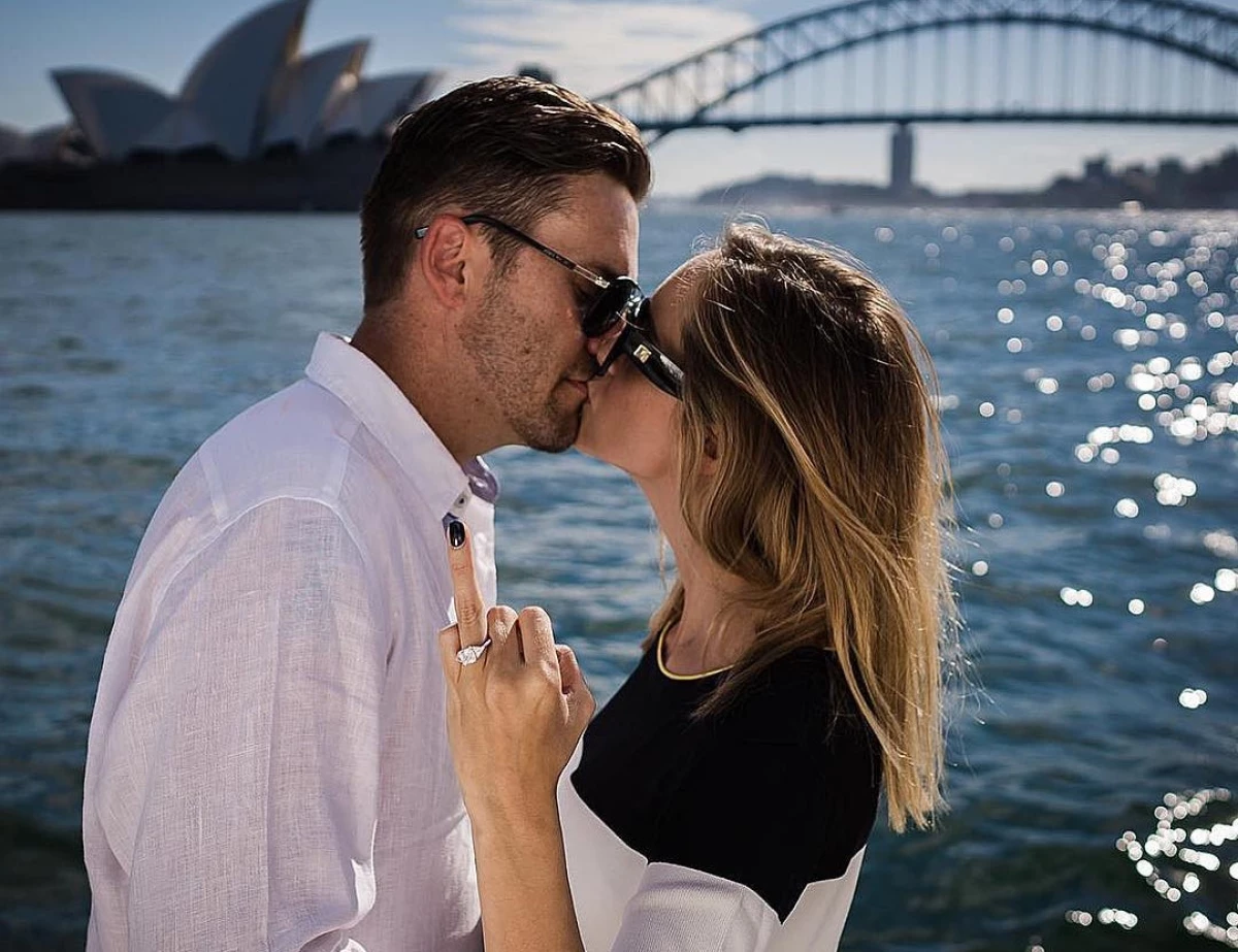 Olivia Peralta y Justin Morgan