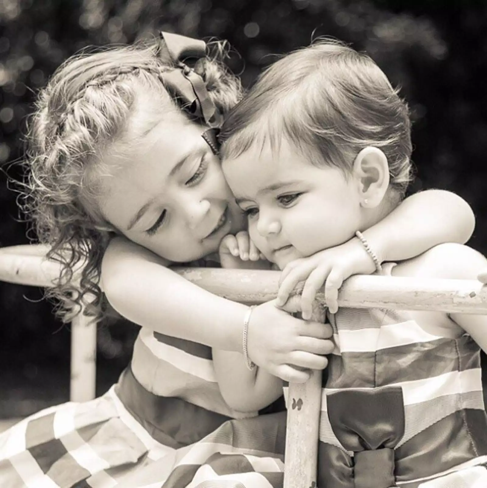 Carolina y Jacky son compañeras de juegos y de la vida.