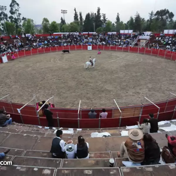 Plaza de Toros del Estado Mayor Presidencial