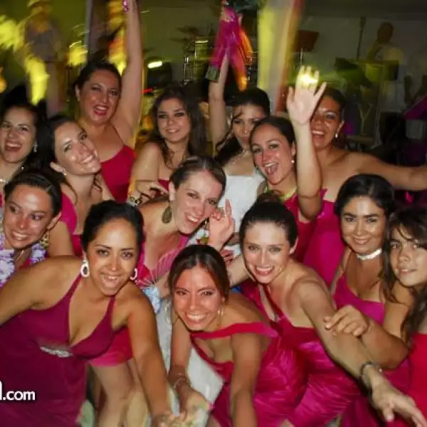 Damas
