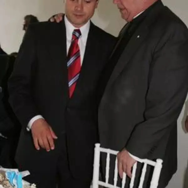 Enrique Peña Nieto, Onésimo Zepeda