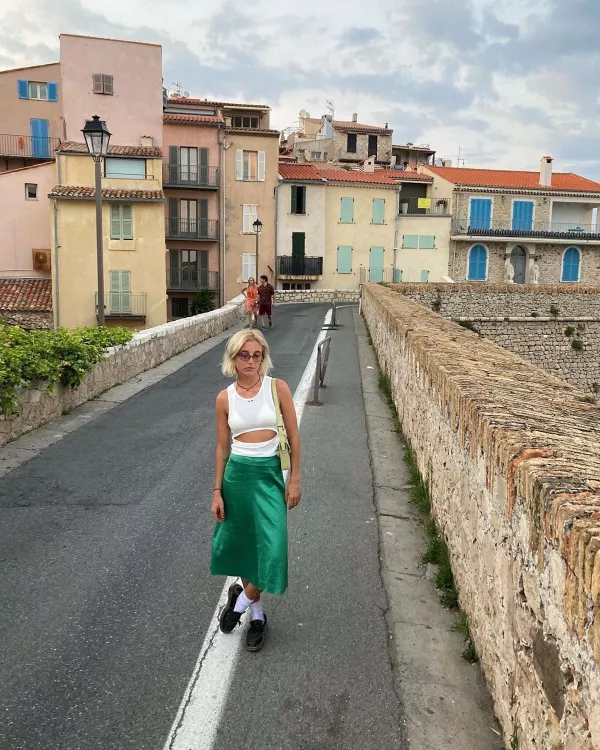 emmachamberlain.jpg