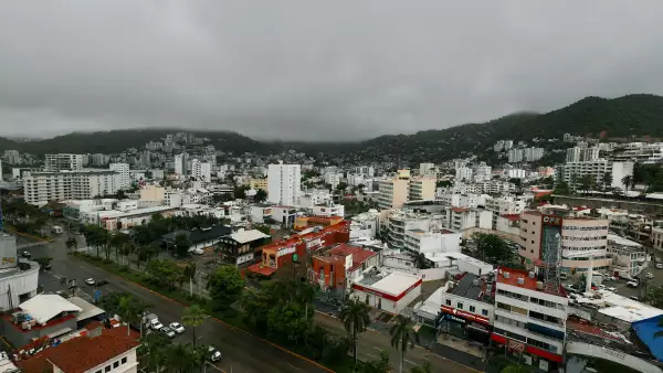 Hoteles en Acapulco vuelven a la normalidad tras paso del huracán “Erick”