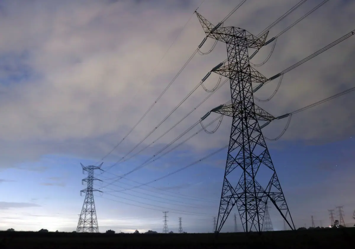 Eurodiputados con dudas por la reforma energética de AMLO