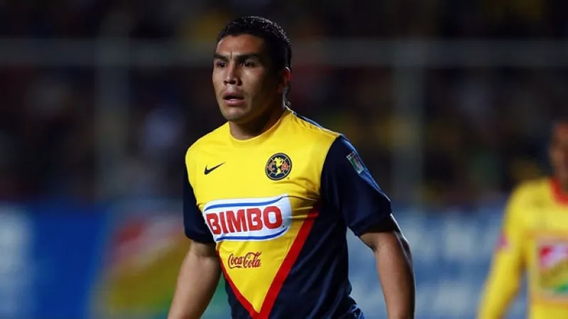 cabañas con la camisa del america