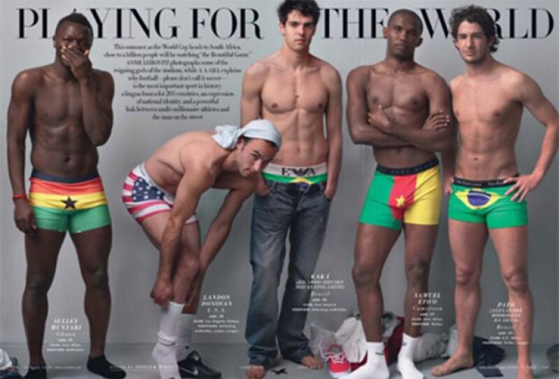 La fotógrafa Annie Leibovitz fue la encargada de tomar las imágenes de nueve de los jugadores más cotizados, quienes posaron en paños menores para la revista Vanity Fair.