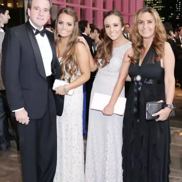 Javier,Alejandra,Ana Paula,Alejandra García