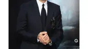 Luego de que en octubre pasado se le relacionara con la modelo Monika Jakisic, la actriz Katie Holmes y la abogada Amal Alamuddin, el atractivo actor desmintió la fama de Don Juan que se le ha hecho.