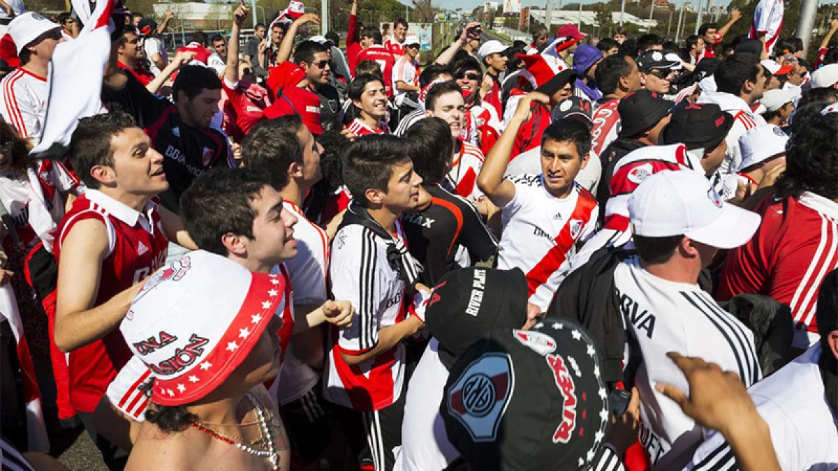 Hinchas River Plate
