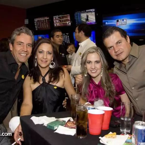Billy Remberg,Bety Garfias,Andrea Romero,Rodrigo Romero