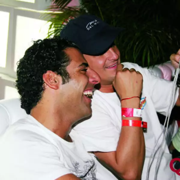 Isacc Sitton, Alejandro Basteri