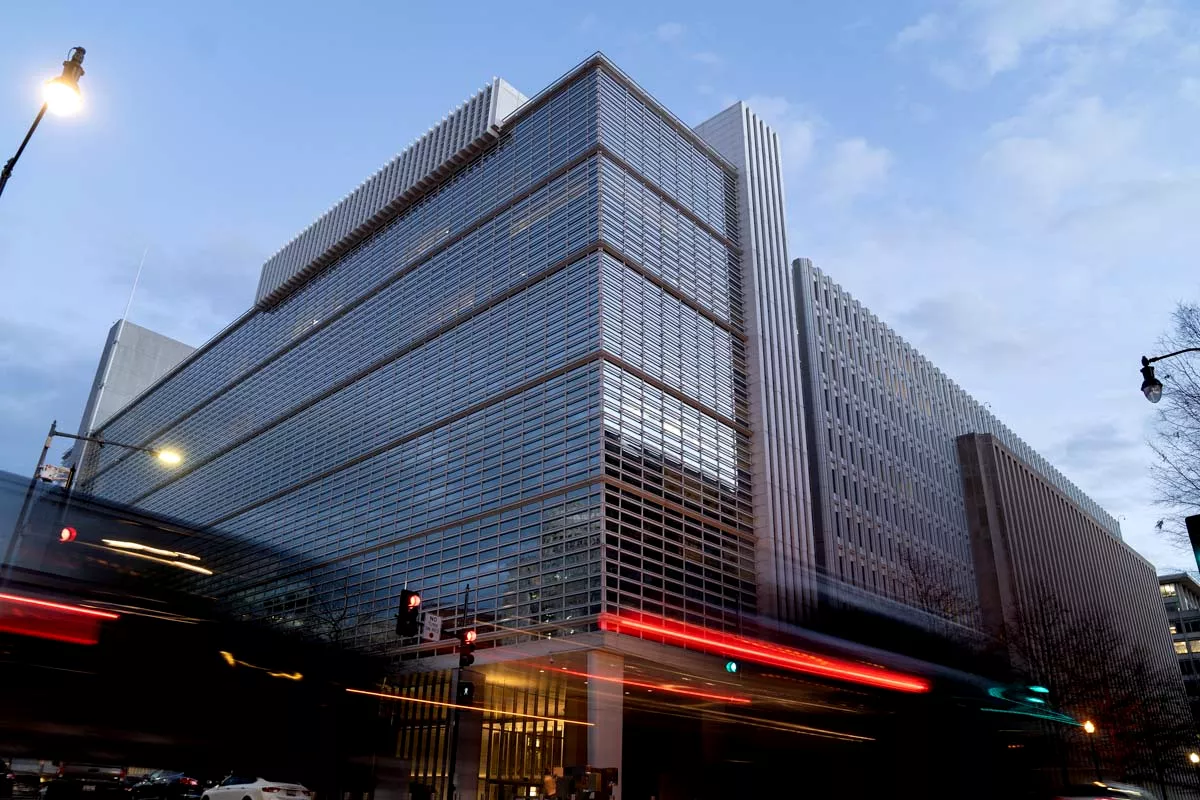 (Fachada de El Banco Mundial)