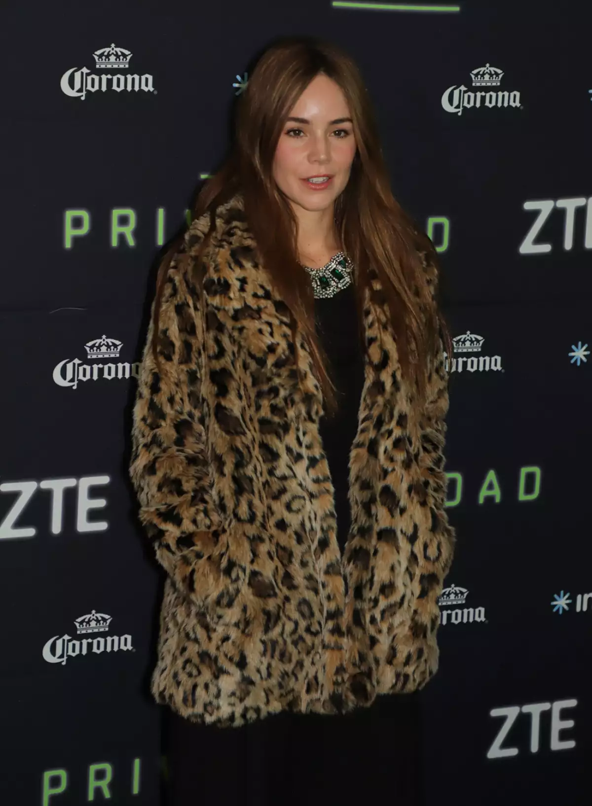 Diego Luna en su debut en la obra "Privacidad"