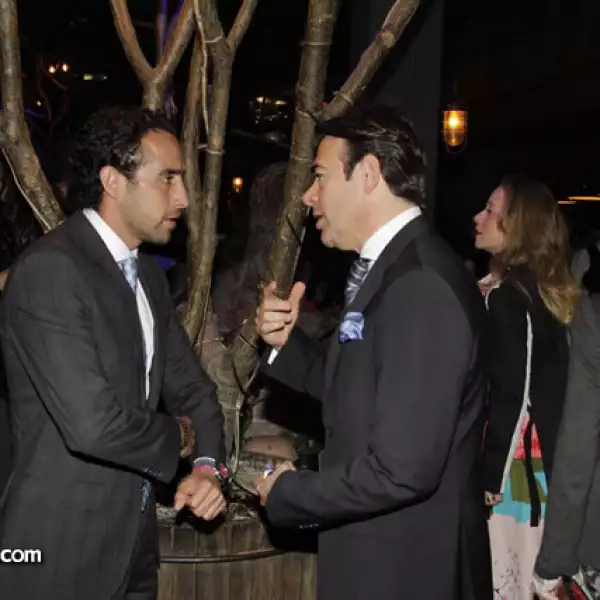 Toño Mauri,Gerardo Pájaro