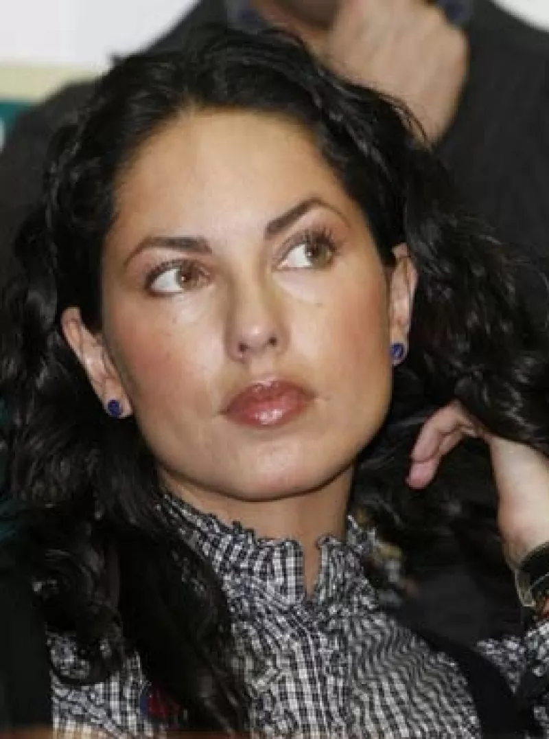 La actriz reveló que para hacer realidad su sueño de trabajar en la industria cinematográfica, y posteriormente, producir sus propias películas, rechazó jugosas ofertas para regresar a las telenovelas