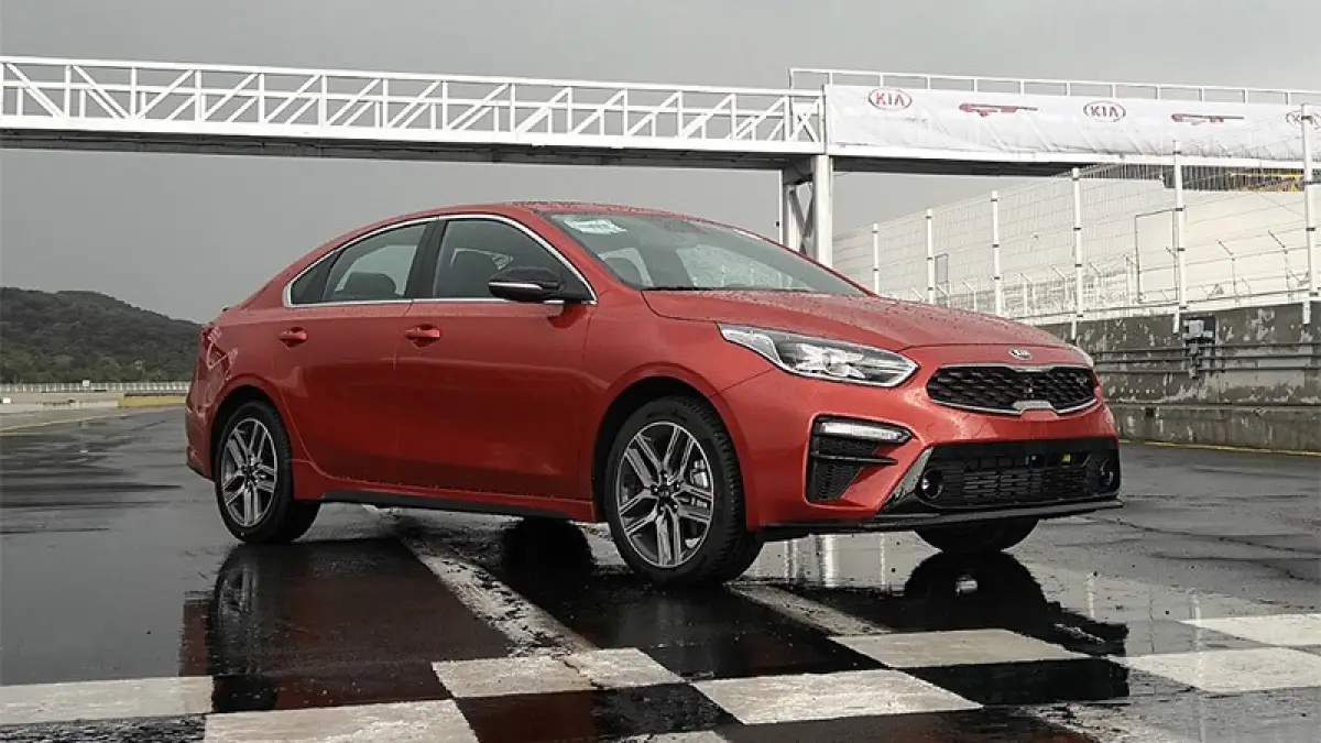 KIA Forte GT 