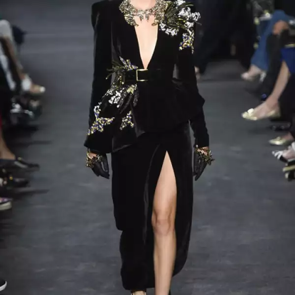 El diseñador libanés no escatimó en esta nueva entrega de su colección otono-invierno 2016-2017. La nueva línea de la firma contaba con vestidos impactantes, hasta joyería de ensueño.