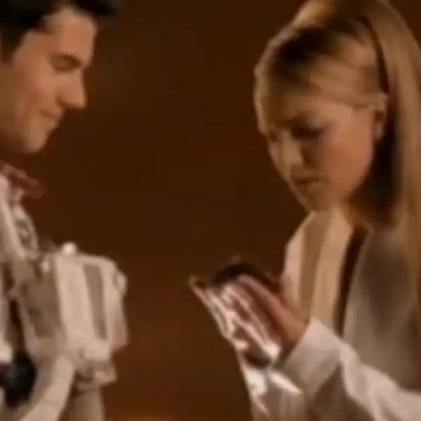 Britney Spear - Oops I Did It Again -