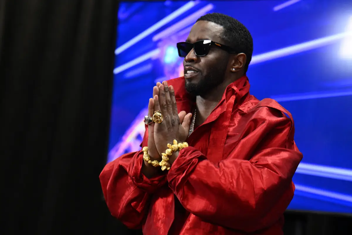¡Otra vez Diddy Combs! Se enfrenta a cinco cargos en nueva acusación