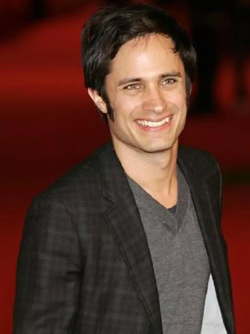 Canana Films anunció oficialmente el nacimiento del primer hijo del actor con la argentina Dolores Fonzi, el cual ocurrió el pasado 8 de enero.