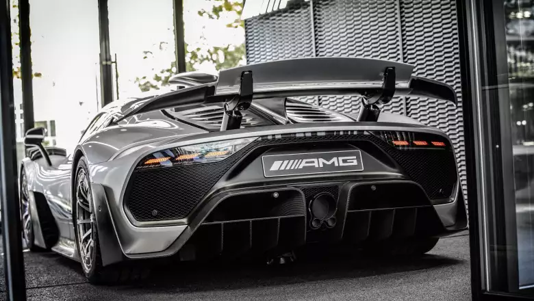 amg 02.jpg
