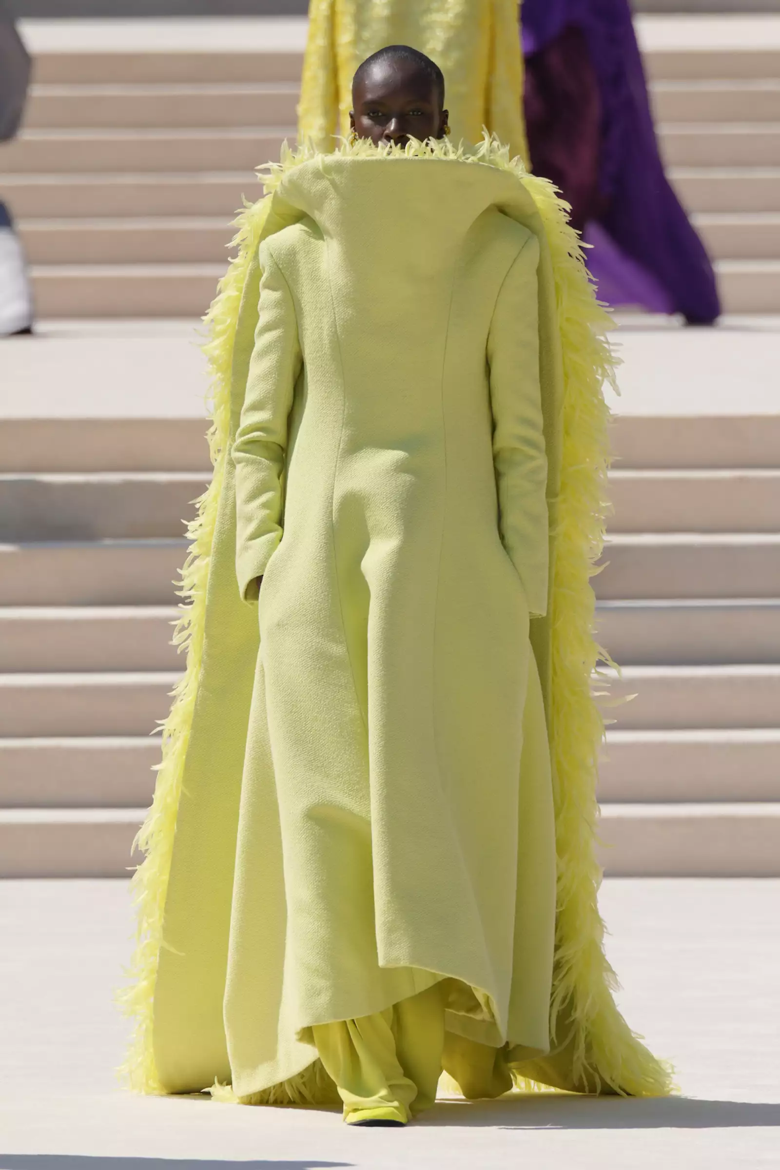 Balenciaga HC F26 018.jpg