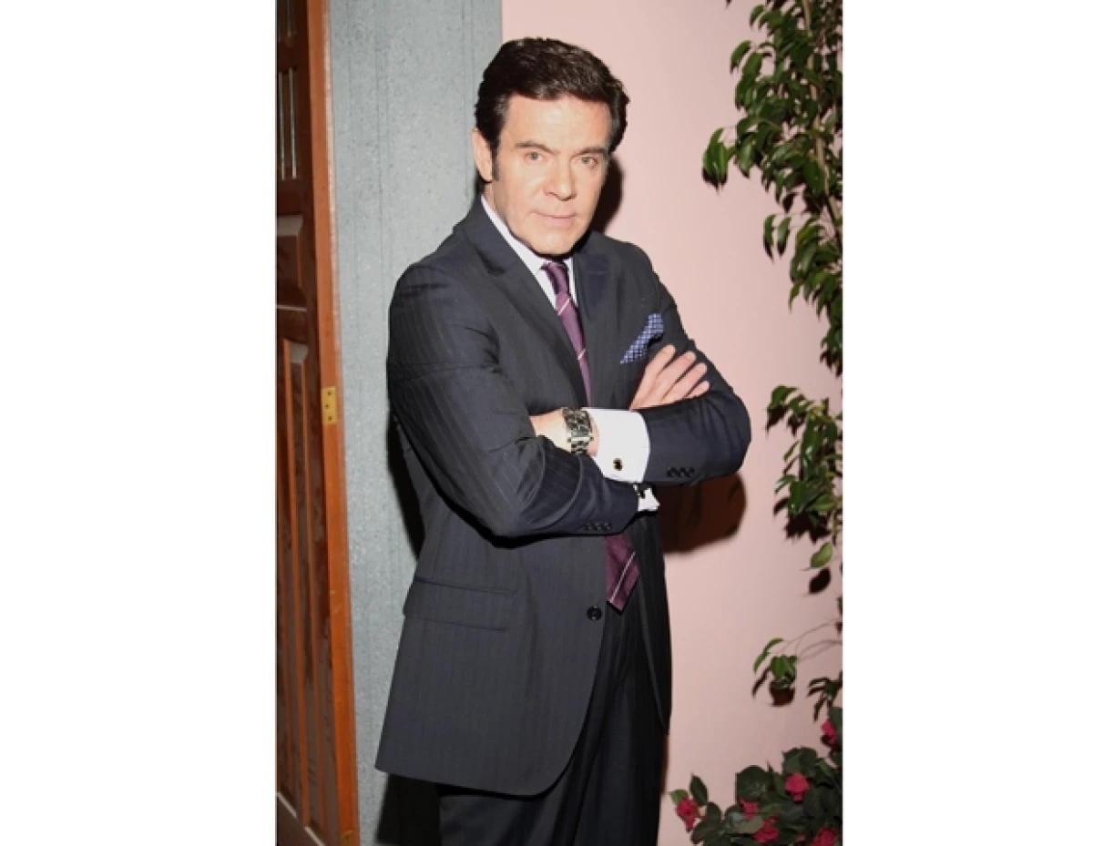 El actor, quien actualmente participa en la telenovela “Amores Verdaderos” confesó que desea encontrar a su mujer ideal y formar una familia.