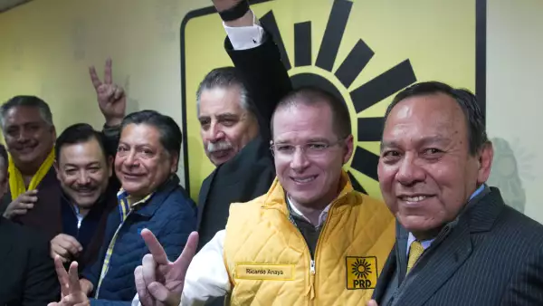 Precandidato perredista