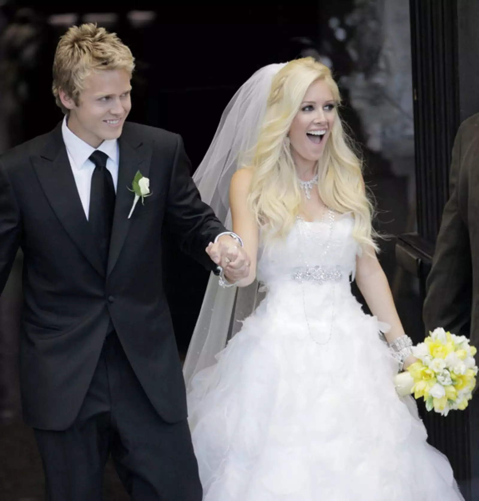 Heidi Montag se casó en 2009 y su ramo estaba hecho de narcisos amarillos y blancos.