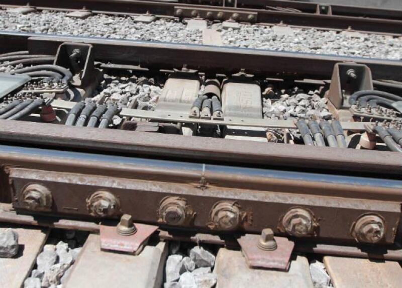 Rieles de la L�nea 12 del Metro de la Ciudad de M�xico