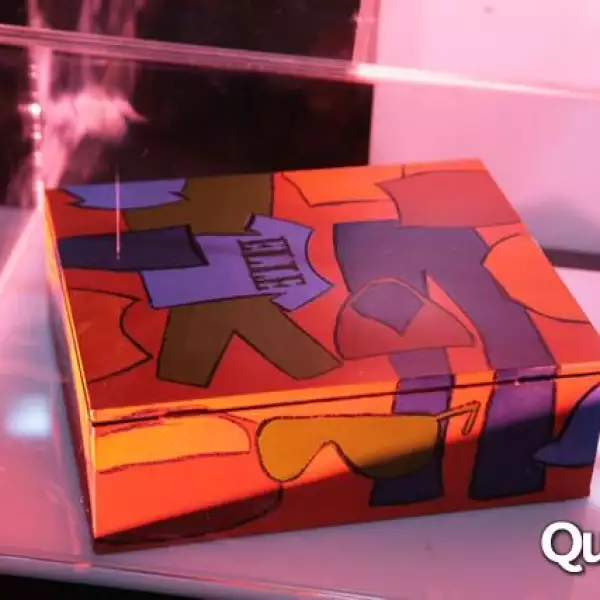 Cajas en subasta revive el arte