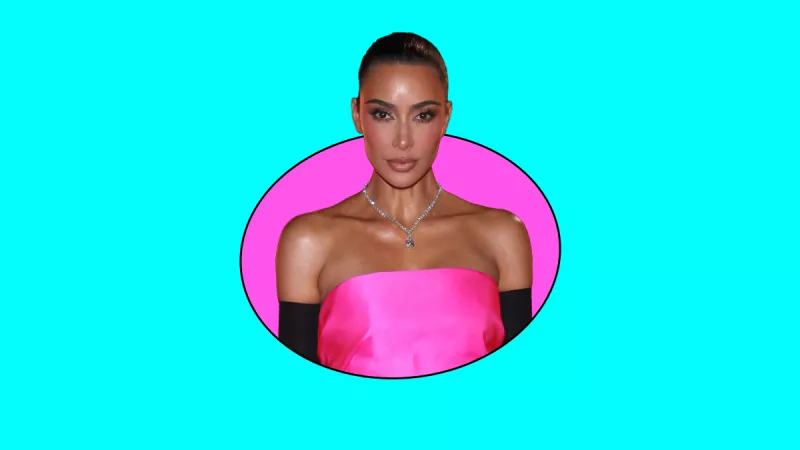 Kim Kardashian confiesa que se tatuó en secreto para marcar un hito de su vida.