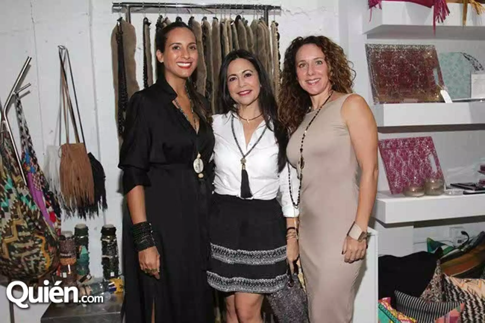 Eriza Peña,Leila Chávez y Michelle Enríquez