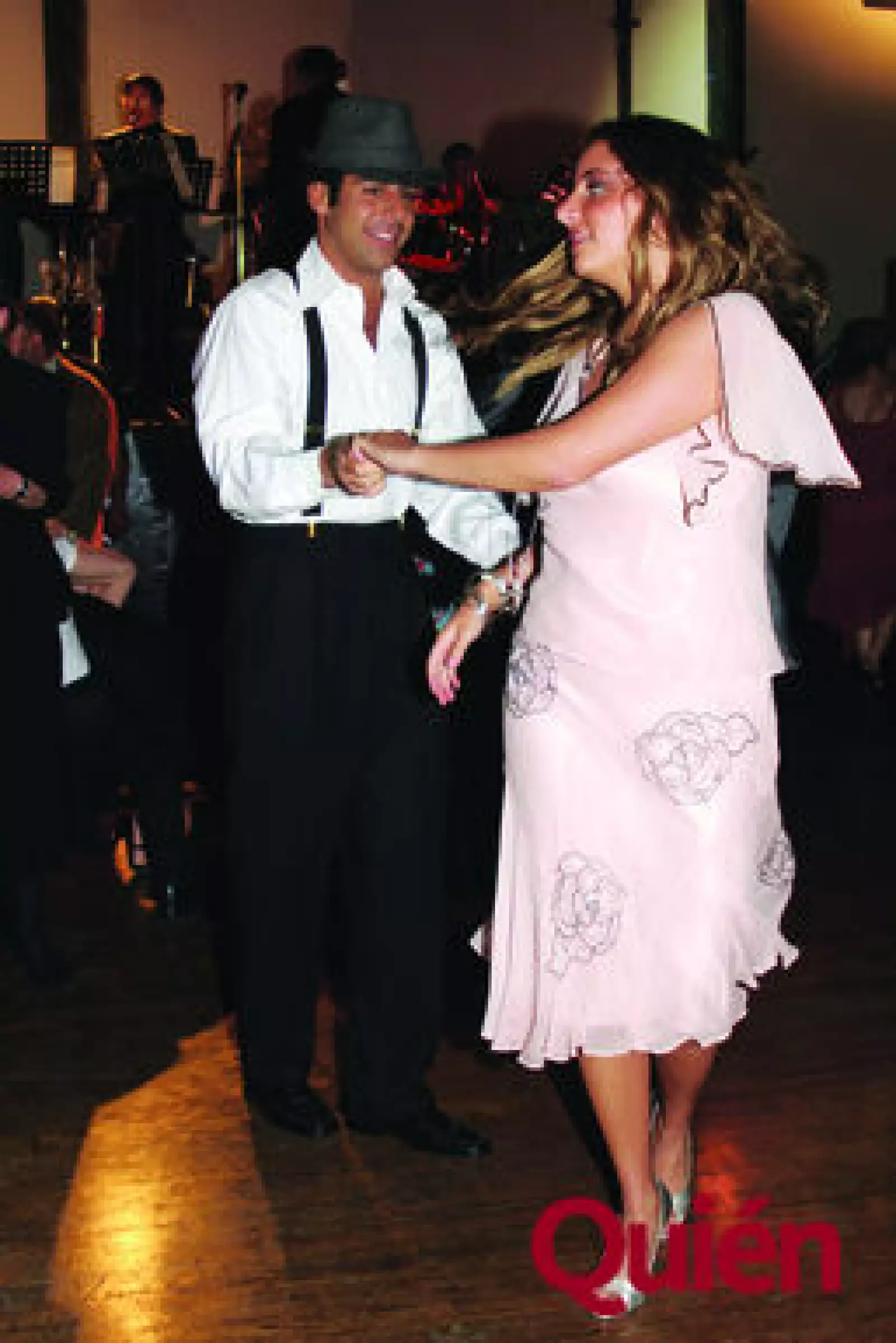 Isaac Sitton, Frida Harari