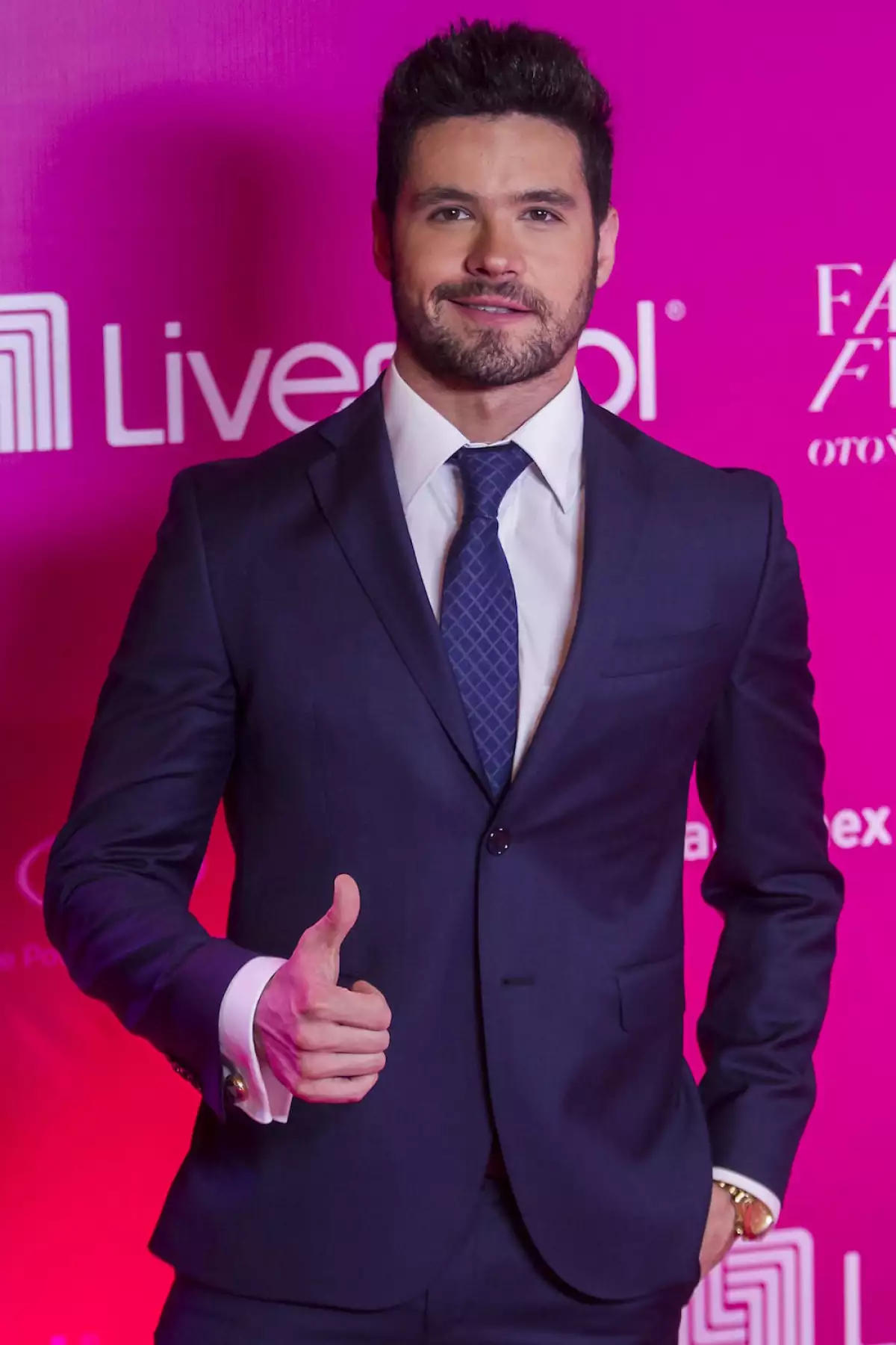Alfombra Rosa Liverpool Fashion Fest Otono/Invierno 2015. 
