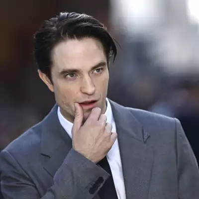 Festival de Venecia anuncia selección oficial que incluye peli con Pattinson y documental sobre Oasis