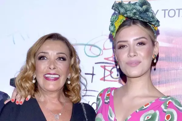 sylvia-pasquel-michelle-salas.jpg