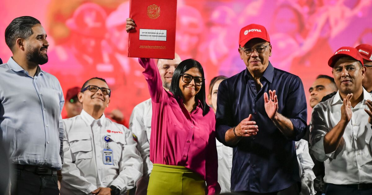 NARCOTRÁFICO Y MINERÍA ILEGAL PERSISTEN EN VENEZUELA TRAS SALIDA DE MADURO