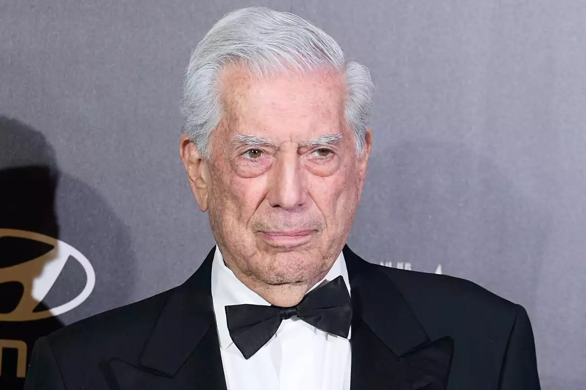 Isabel Preysler y Mario Vargas Llosa asistirán a los premios MujerHoy 2021 en el Hotel Rosewood Villa Magna el 30 de noviembre de 2021 en Madrid, España.