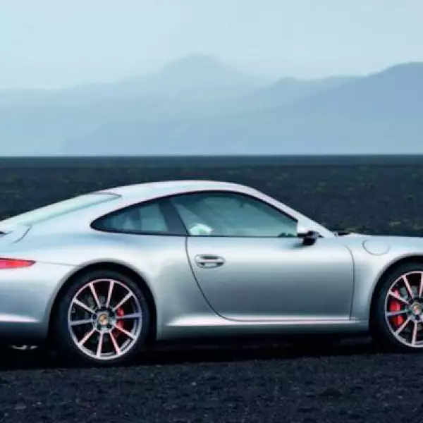El nuevo Porsche 911 debutará en el Salón de Frankfurt, Alemania, a mediados del mes de septiembre de 2011.