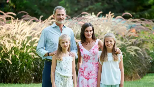 Los reyes de España y sus hijas