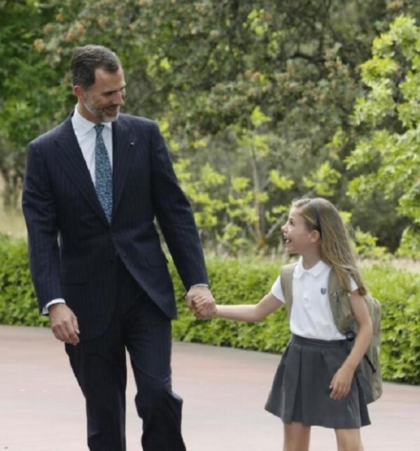 Sin duda el rey de España se ha posicionado como uno de los padres de la realeza más afectivos.