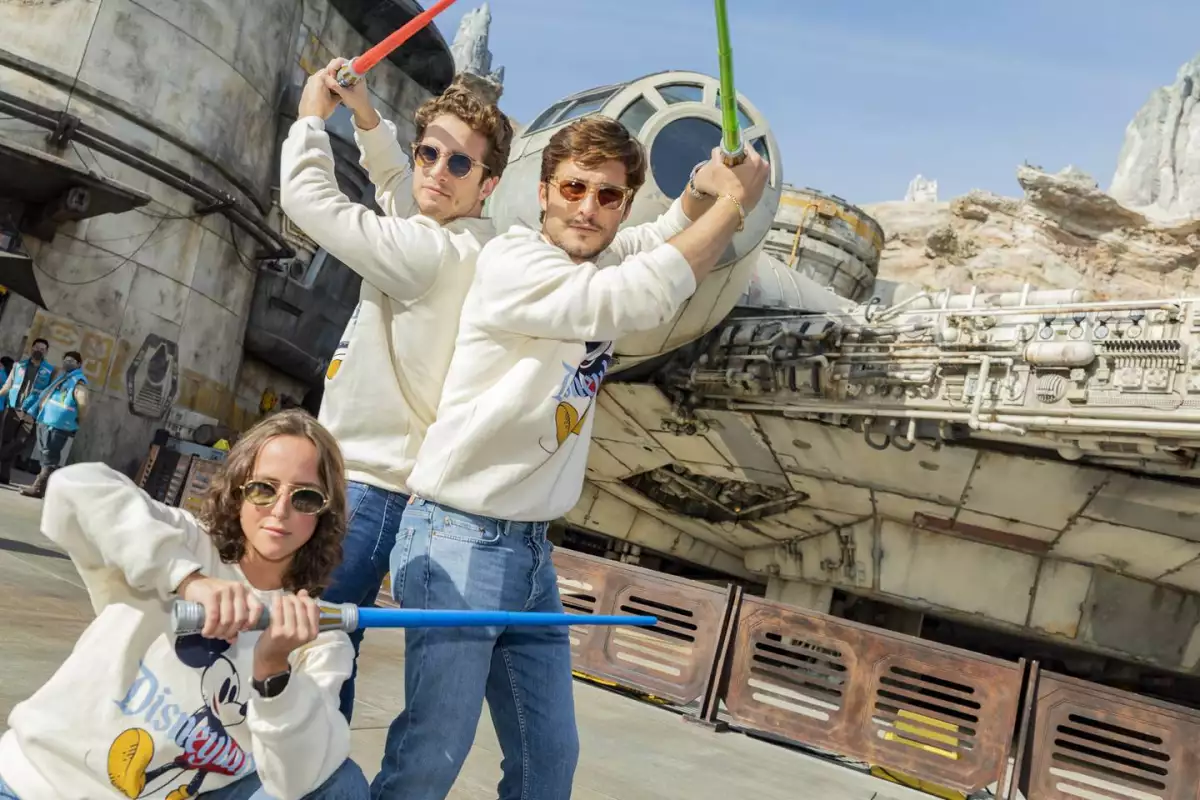 Diego, Santiago y Natalia Boneta