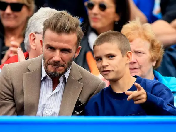 David Beckham y su hijo Romeo acuden a un partido de tenis