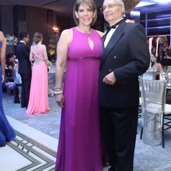 Gina y Ernesto de la Torre