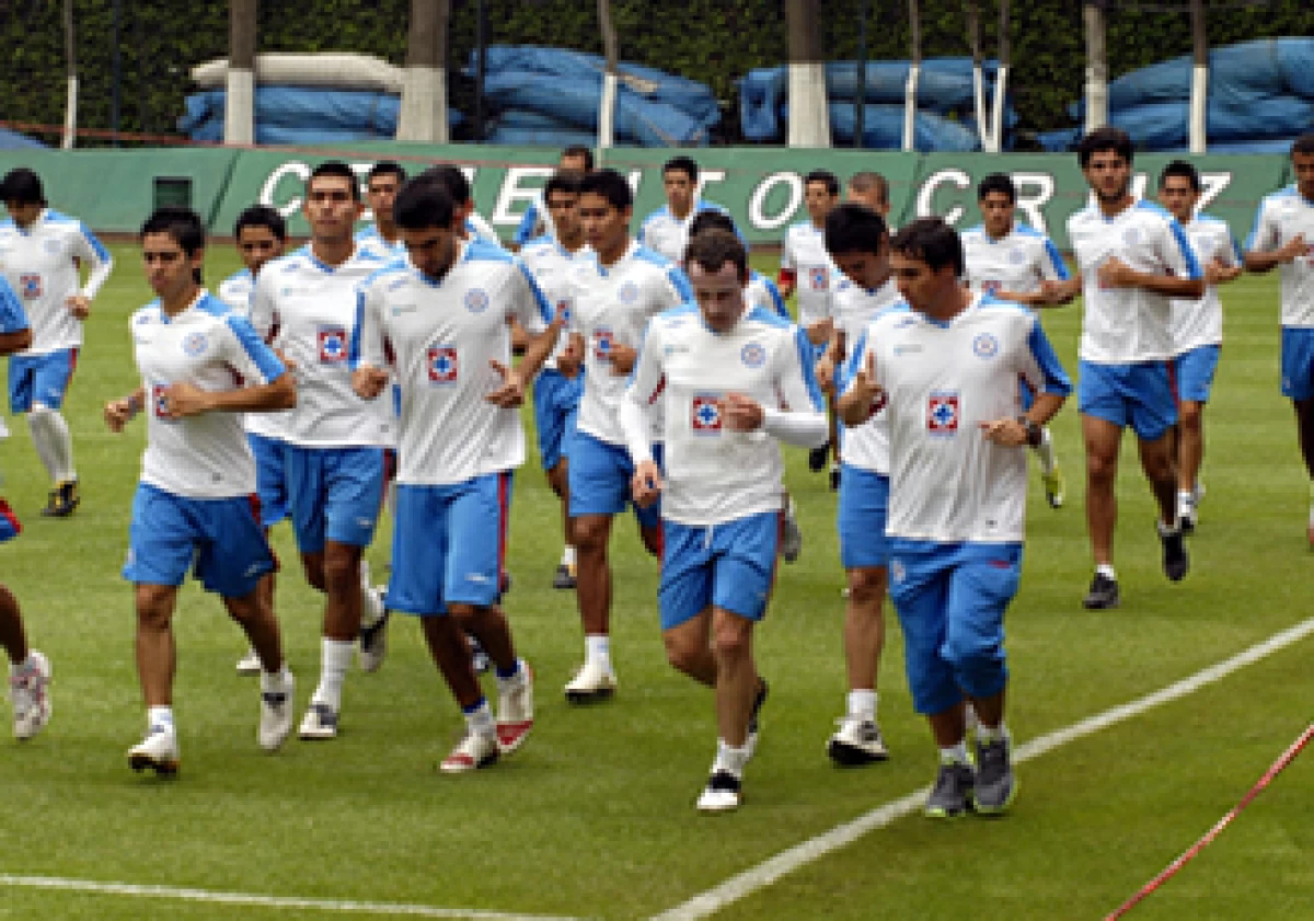 La comisión de Hacienda de la Cámara de Diputados pidió investigar al club Cruz Azul por evasión fiscal y contratos dobles. (Foto: Notimex)