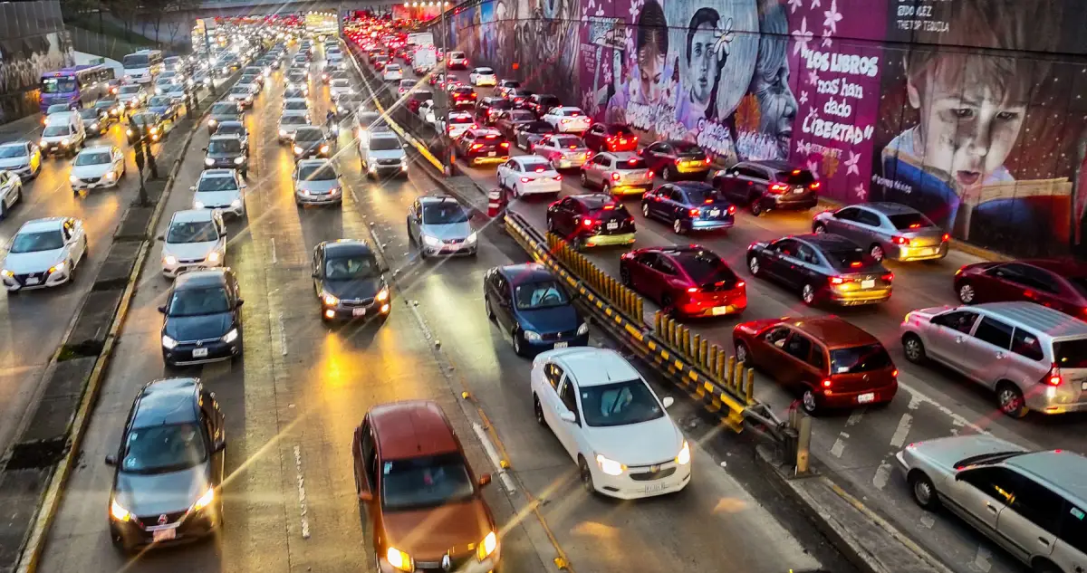 Hoy No Circula 19 de marzo de 2026: qué autos no pueden salir en CDMX y Edomex este jueves