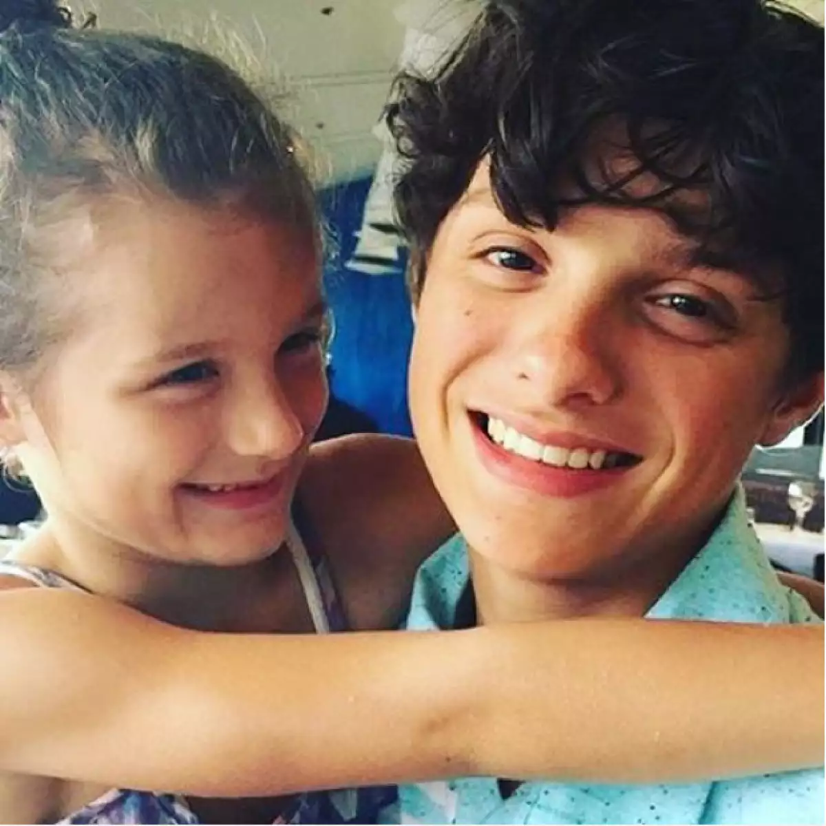Caleb Logan Bratayley falleció hace unos días y, a pesar de que era un niño muy sano, su familia se ha limitado a decir que fue por “causas naturales”.